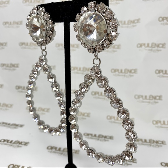 Cali Dreamin’ Earrings - Picture 2 of 5